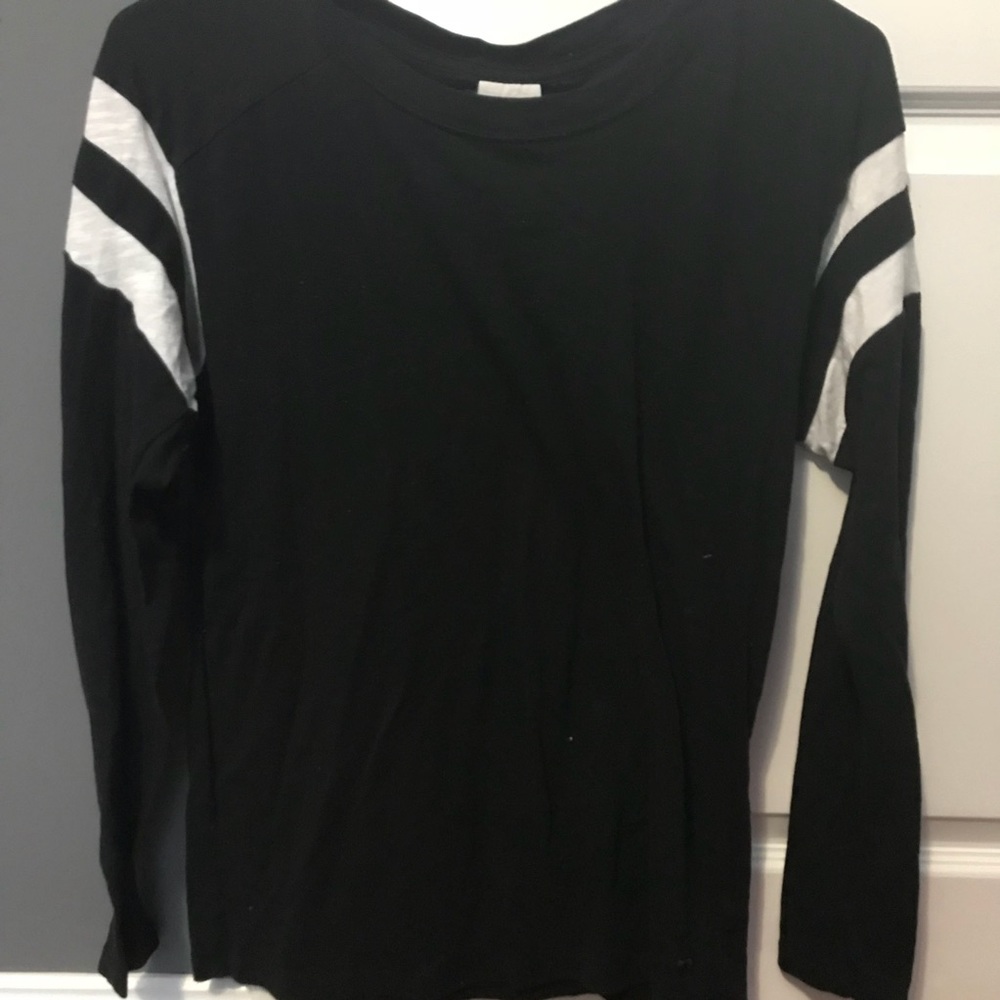 VS PINK long sleeve shirt